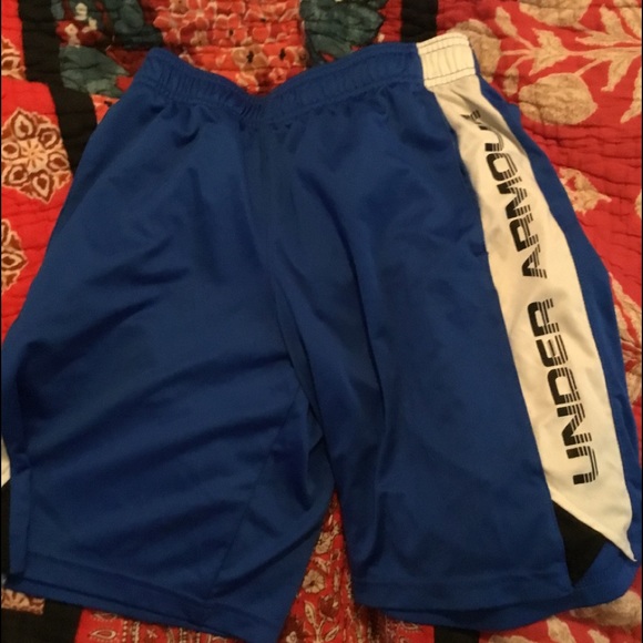 Under Armour Other - Under Armour boys youth small active shorts